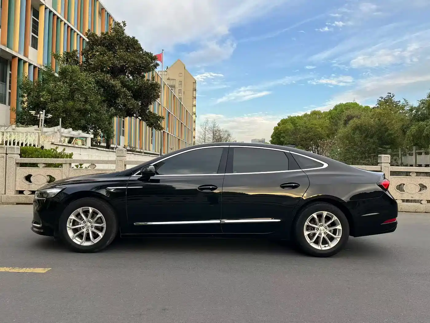 BUICK LACROSSE
