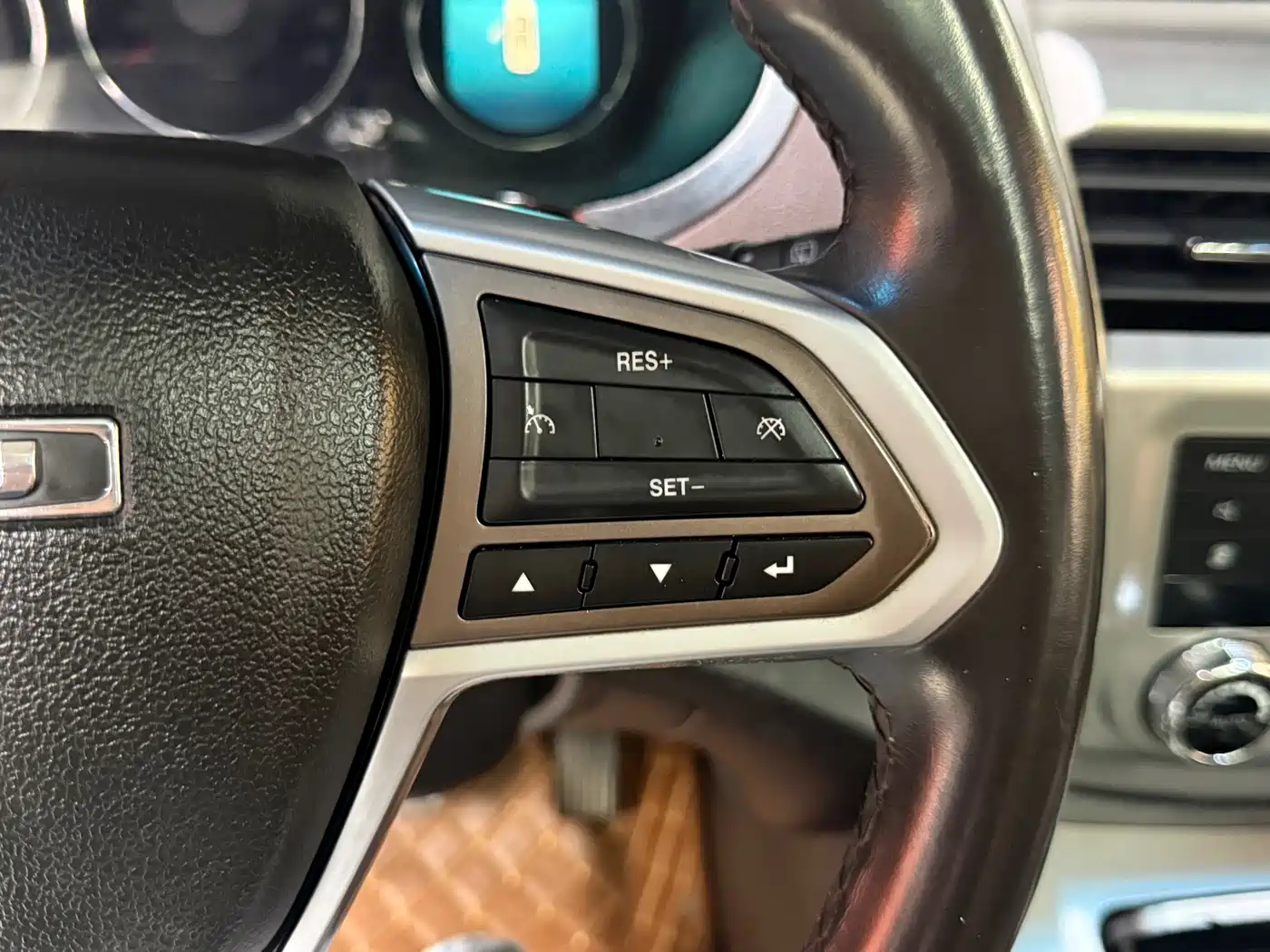 Bisu Auto Bisu T5 2017 2017 1.5T Automatic Premium