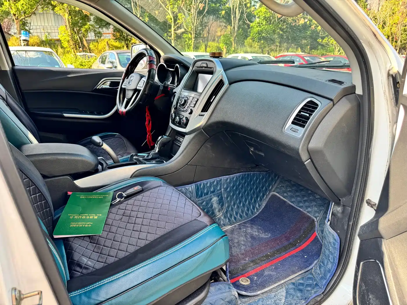 Jiangling Yusheng S350 2015 2013 2.4T Automatic 2WD Diesel Premium Luxury 5-seater