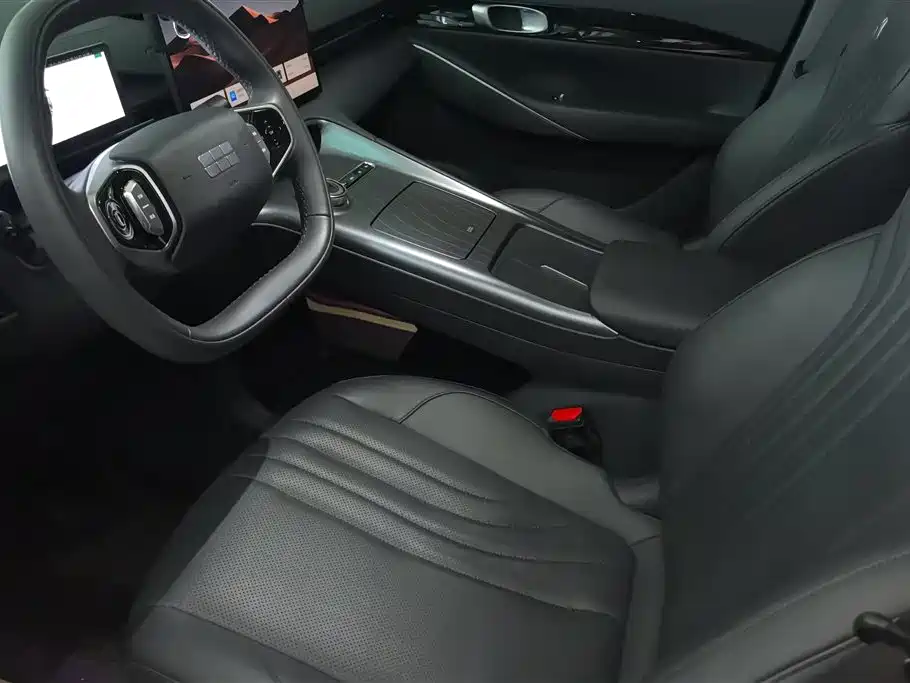 GEELY GALAXY GALAXY E5