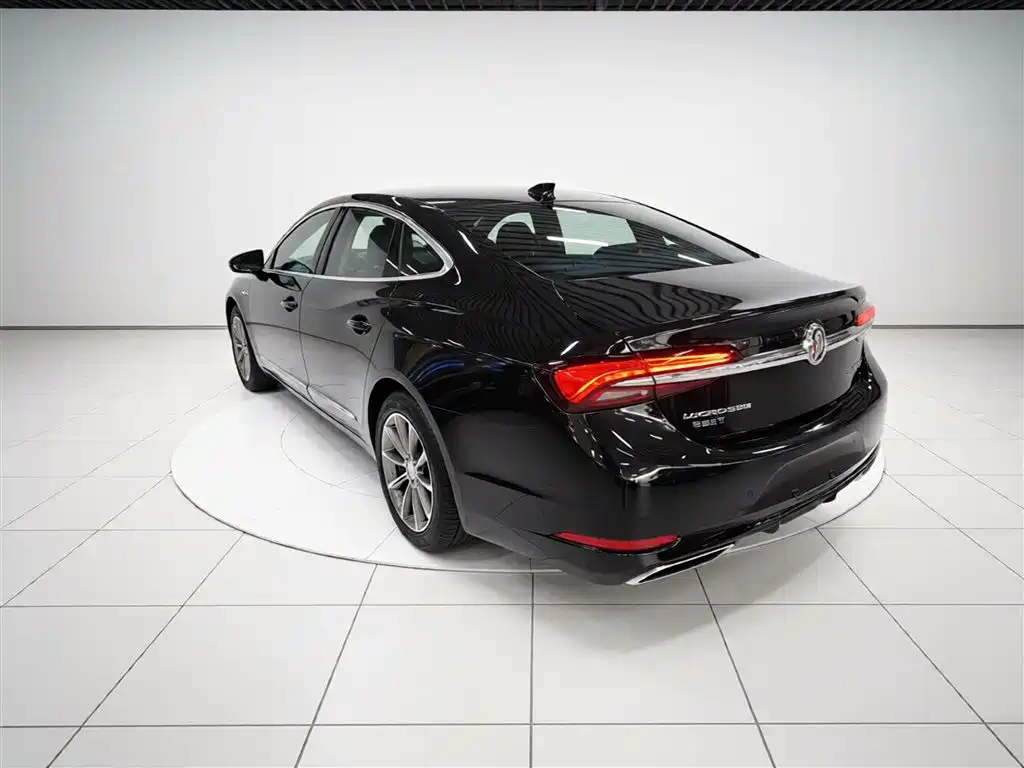 Buick LaCrosse 2022 652T Luxury фото 5