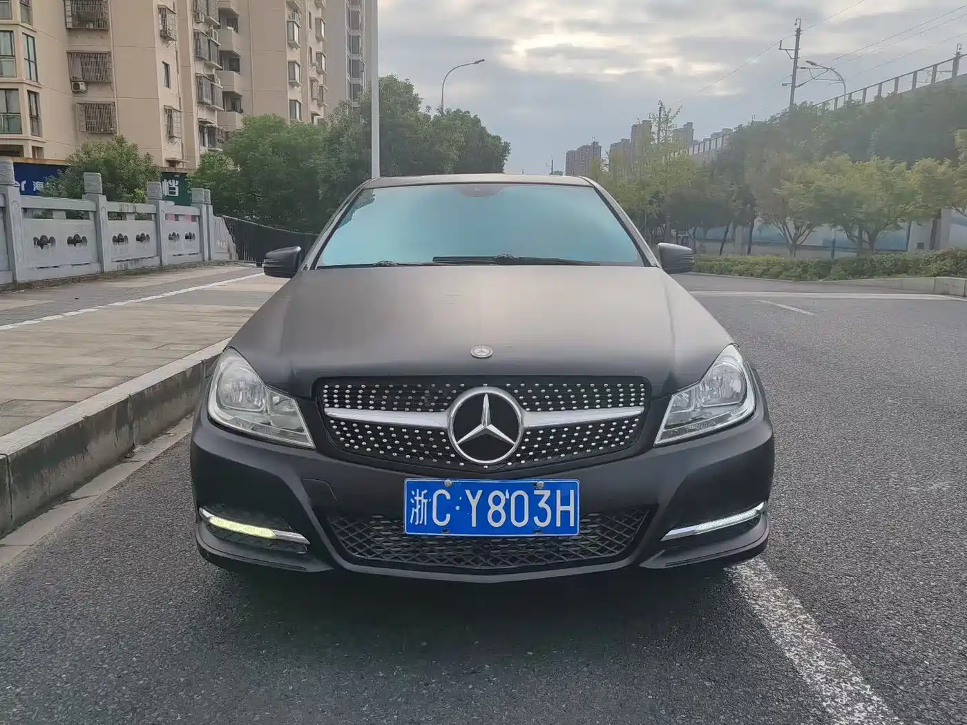 Photo 2 - Mercedes-Benz C-Class