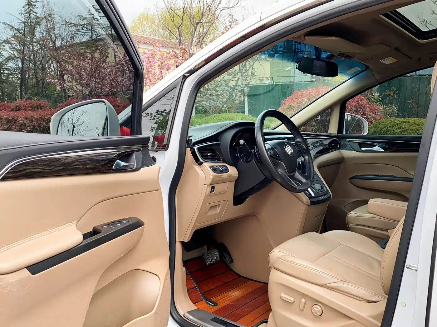 Buick GL8 2017 ES 28T Premium China V фото 11
