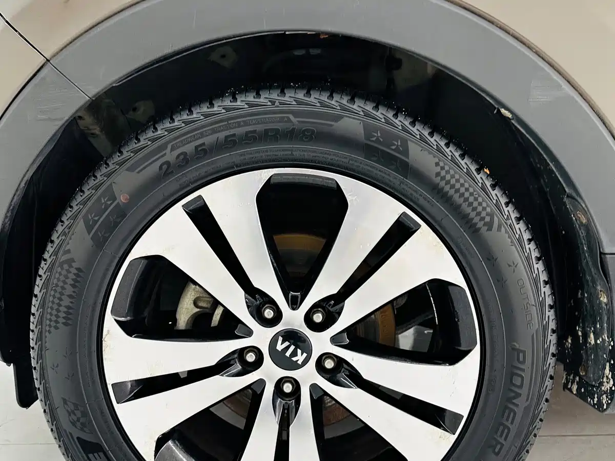 Фото 21 - Kia Sportage