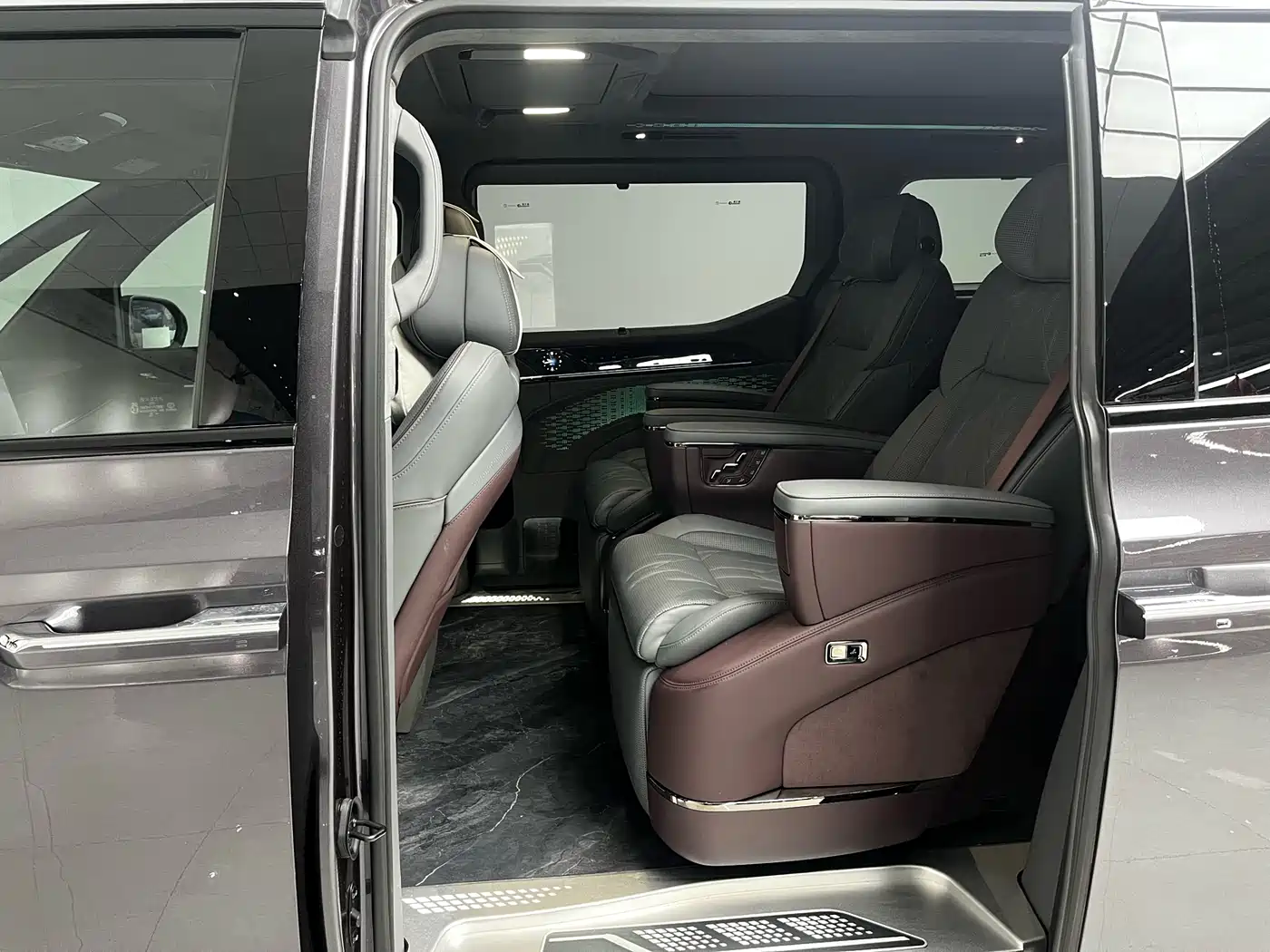 ZEEKR EXTREME KRYPTON 009