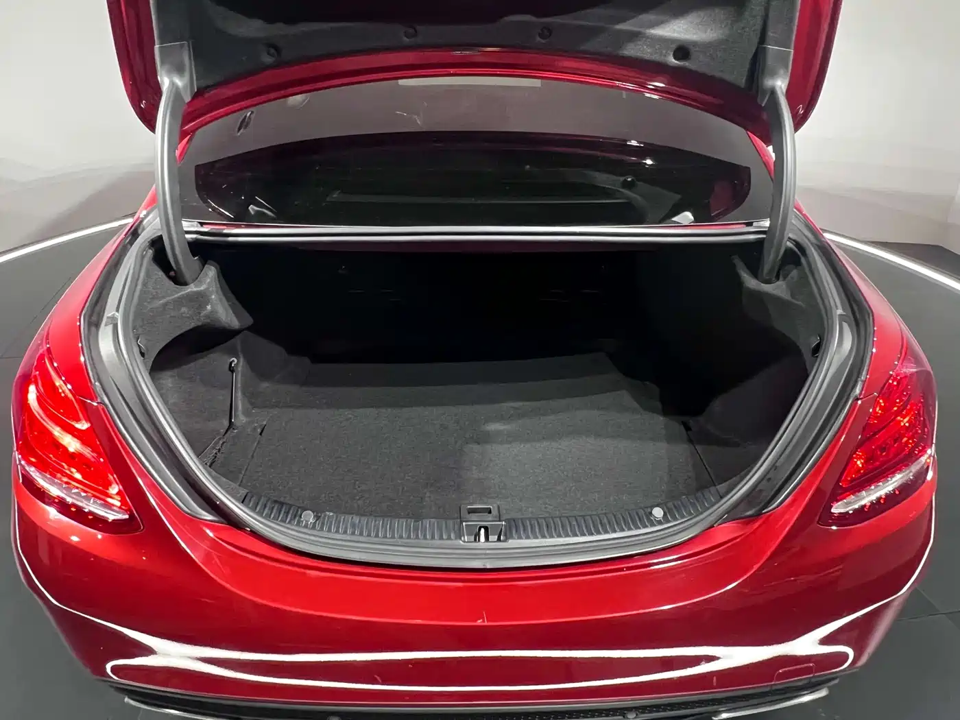 Mercedes-Benz C-Class 2018 C 200 Sport Edition фото 15