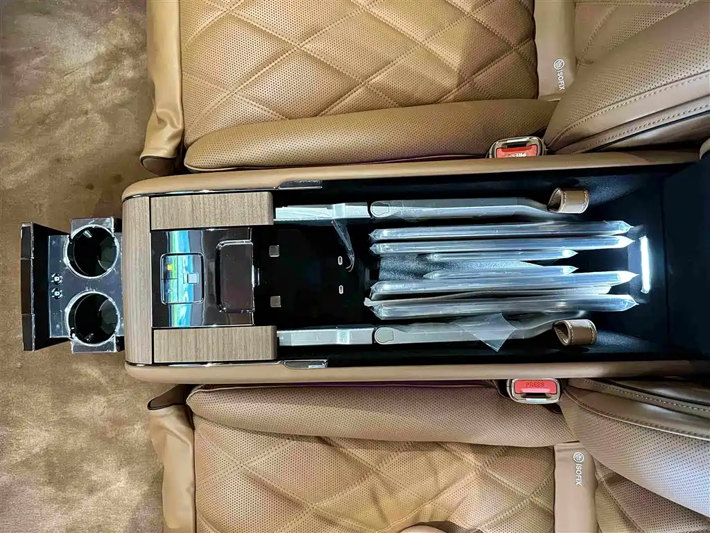 Zunjie S800 2026 2025 Model Extended Range Starlight Executive Edition 4-seater