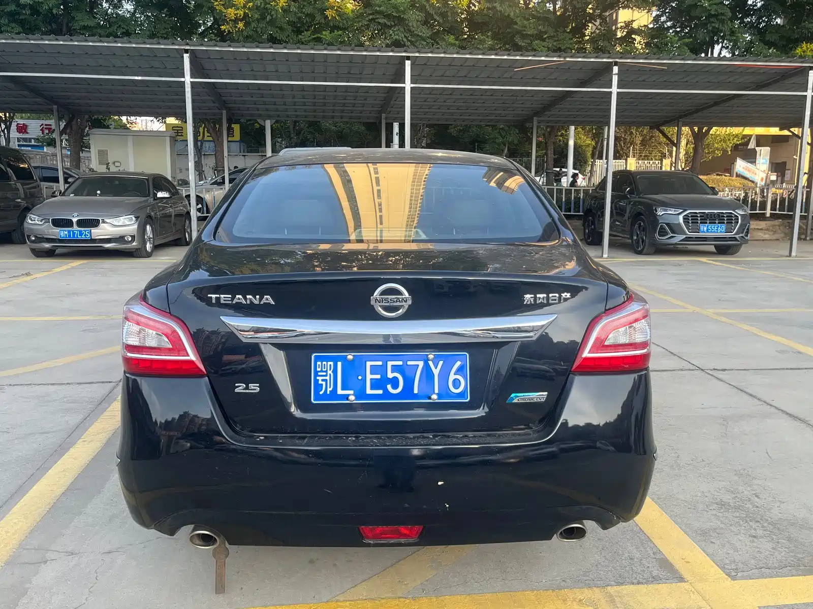 Фото 10 - Nissan Teana