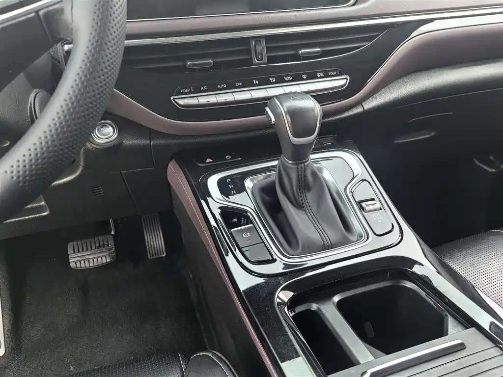 GAC Trumpchi Trumpchi M6 2023 PRO 270T DCT Luxury Edition фото 9