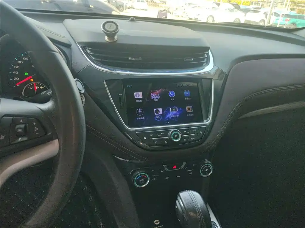 Chevrolet Malibu 2017 1.5T Automatic Luxury Edition фото 13
