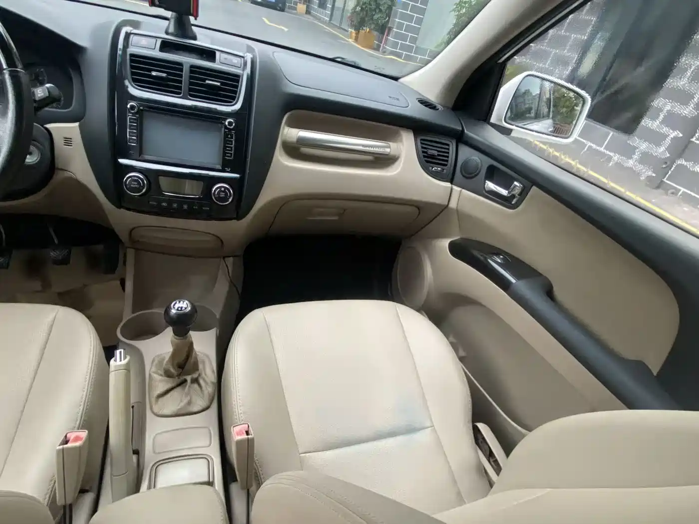 Kia Sportage 2011 2.0L Manual 2WD GLS фото 17