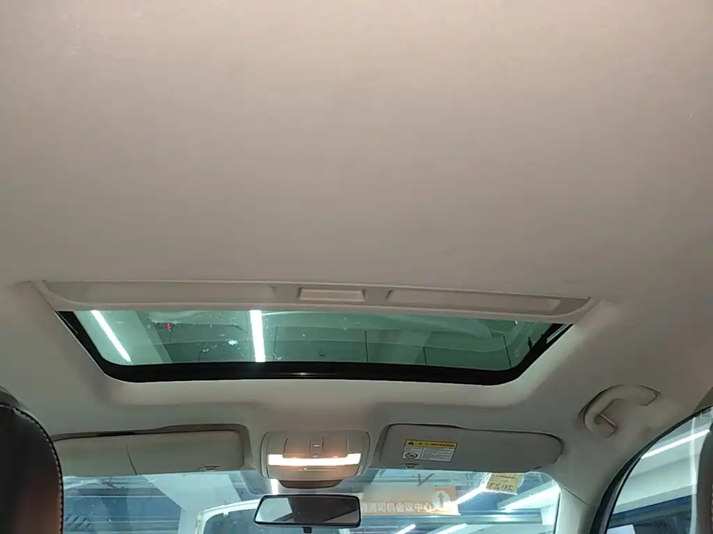 Roewe i5 2019 2019 1.5L Automatic 4G Connected LingHao Flagship Version