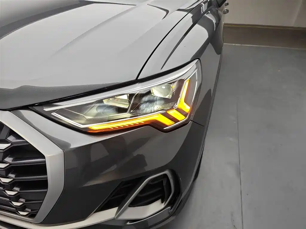Audi Q3 2019 35 TFSI Progressive Sport фото 18