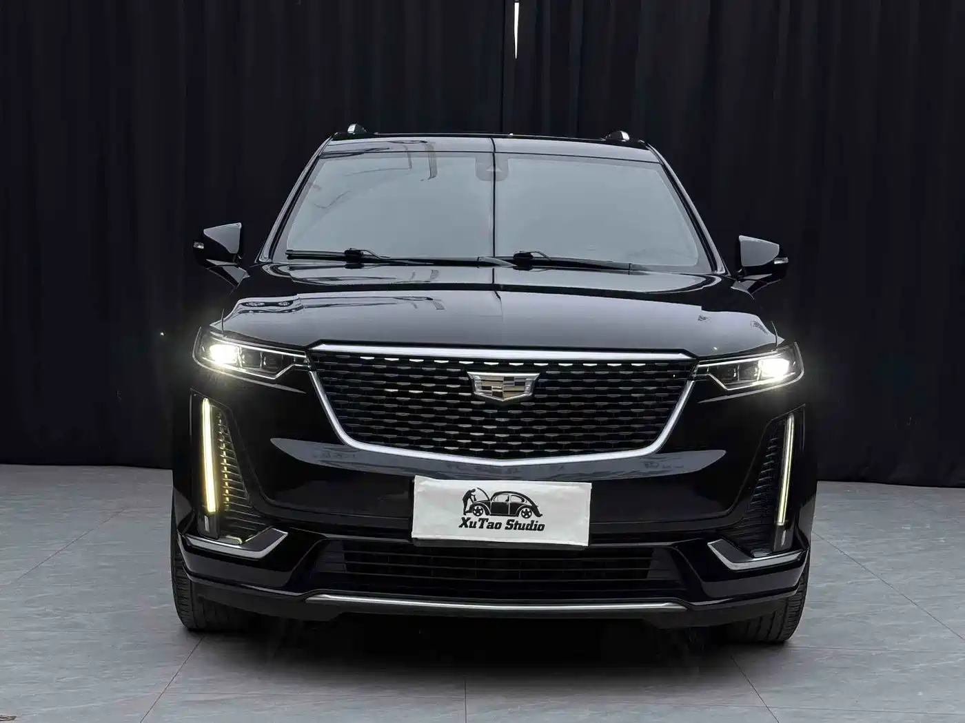 Cadillac XT6 2020 28T 6-Seater 4WD Luxury Model фото 2