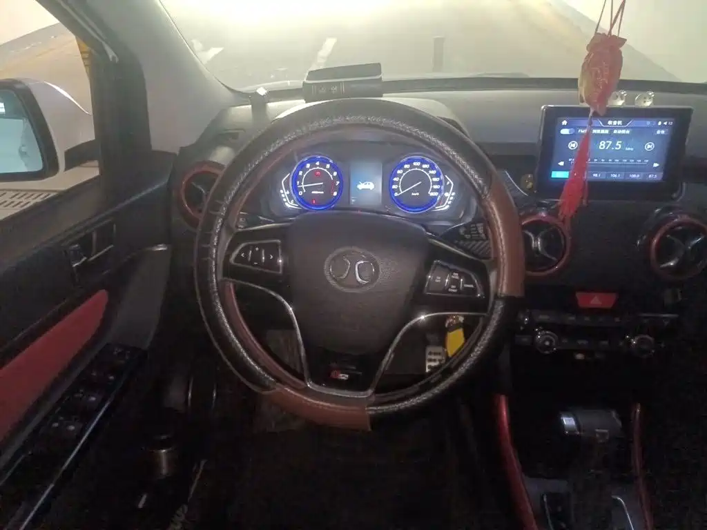 BAIC Senova X25 2016 2015 1.5L Automatic Elite