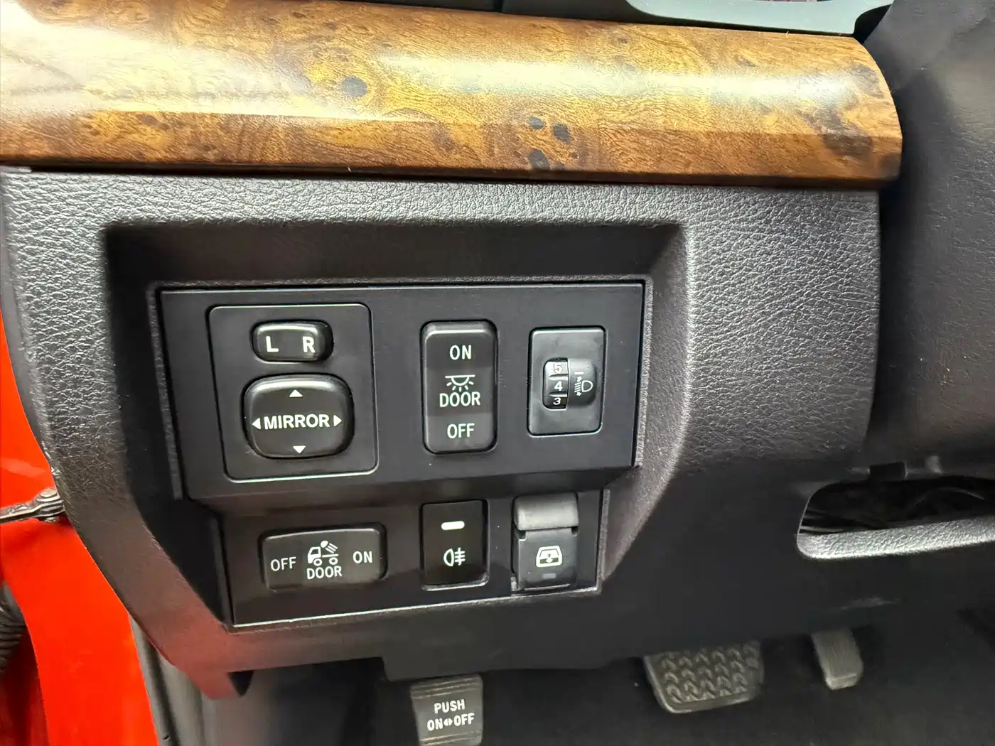 Toyota Tundra 2014 5.7L TRD Pro фото 14