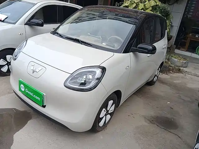 Wuling Hongguang MINI EV Четырёхдверный, Премиум, +, 4-е поколение