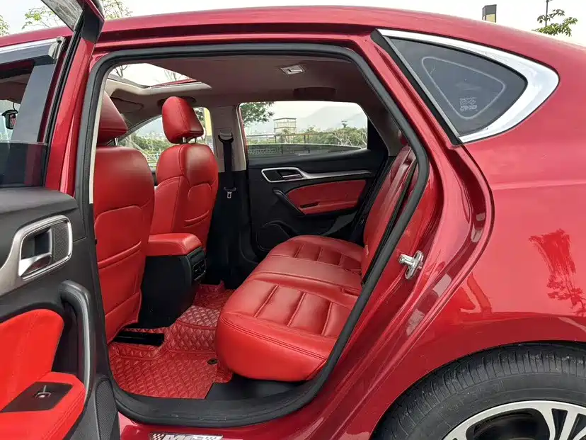 MG MG6 2018 2017 20T Automatic Luxury Smart Connect Version (China V)