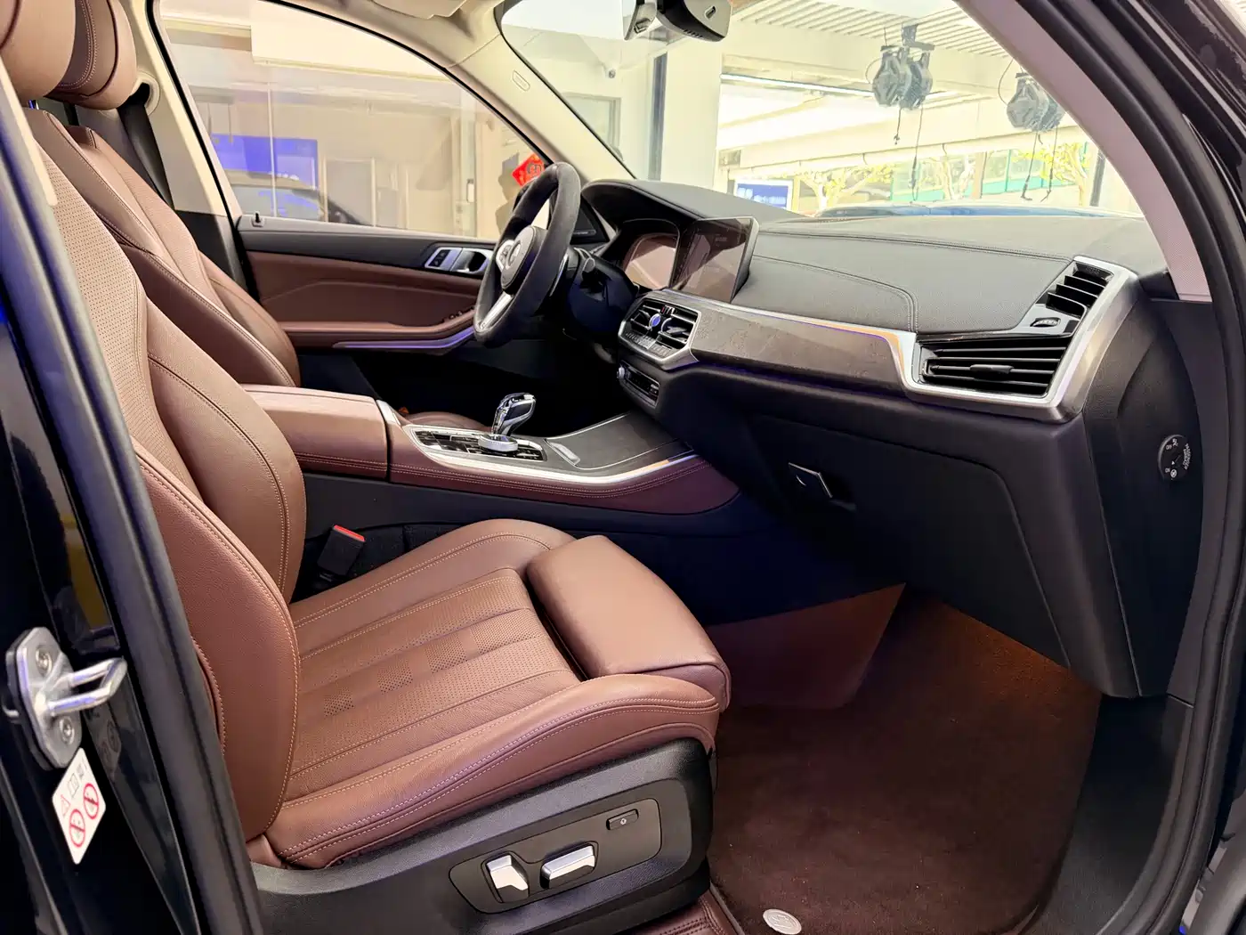BMW X5 (Import) 2019 xDrive40i M Sport Package фото 9