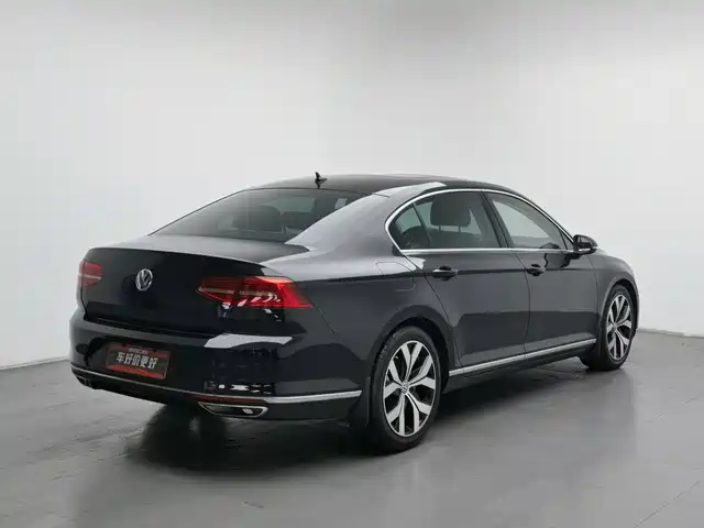 Volkswagen Magotan 2017 Model 380TSI DSG Flagship Version — фото 2