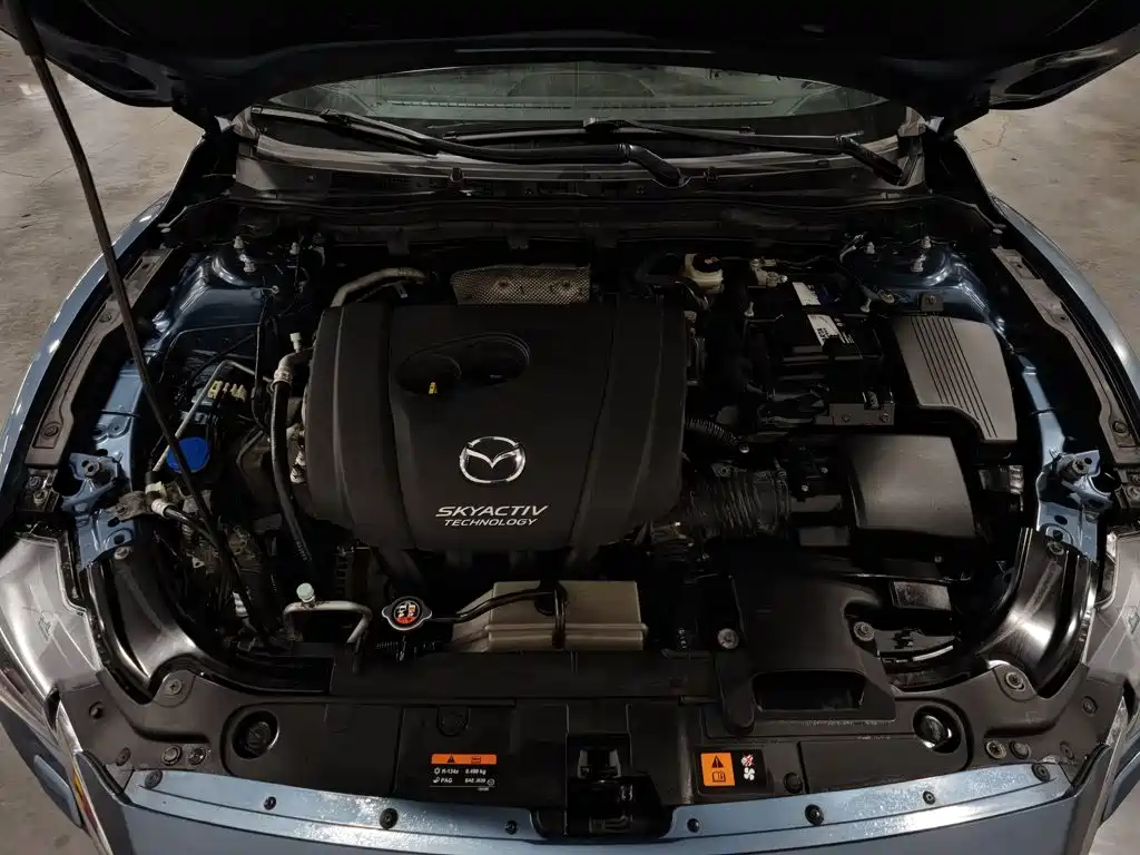 Photo 6 - Mazda Atenza