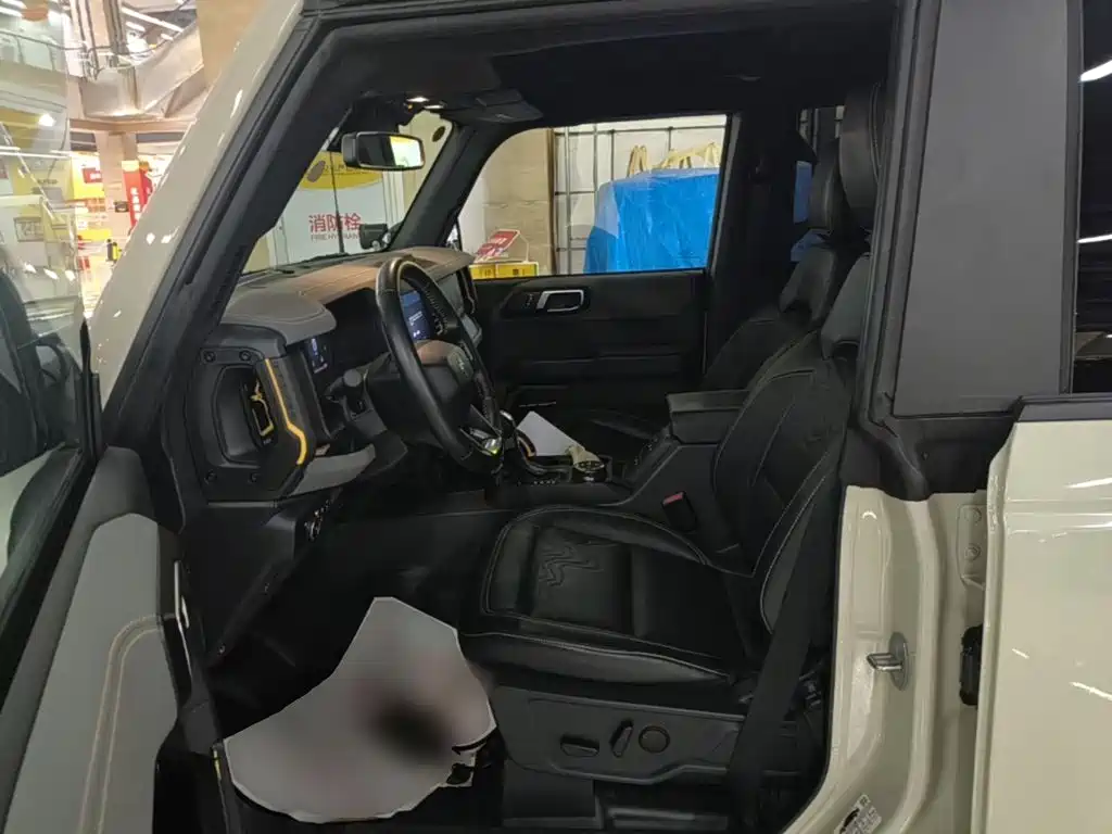 Ford Bronco 2025 2024 2.3T Badlands
