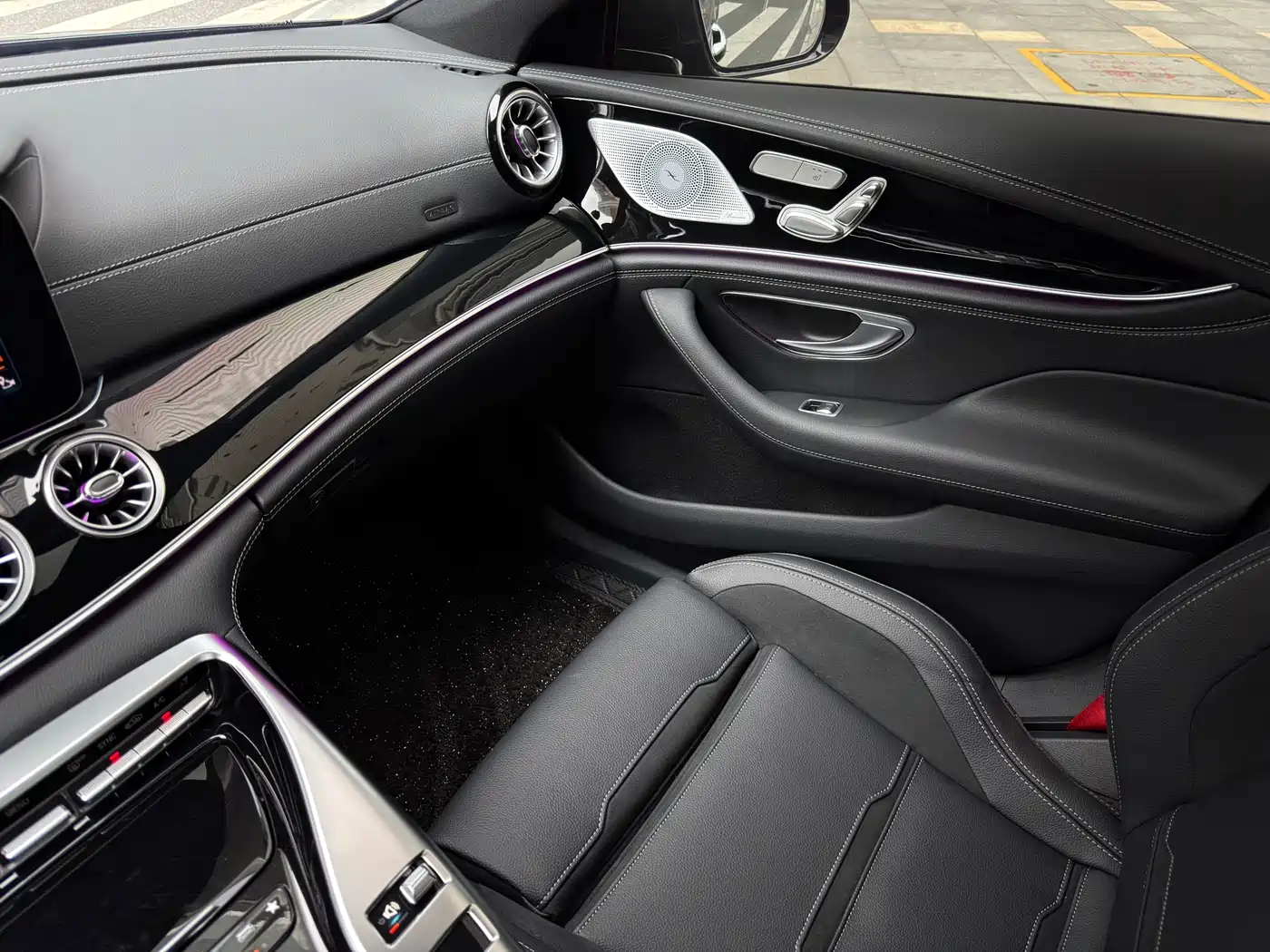 Mercedes-Benz AMG GT 2025 AMG GT 50 4-Door Coupe China Special Edition фото 16