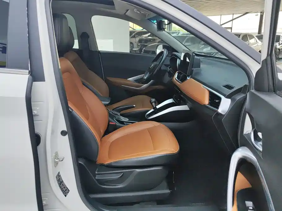 Baojun 510 2018 2017 1.5L Manual Luxury