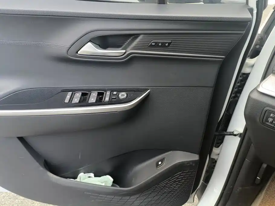 Hyundai Custo 2024 2022 270TGDi Smart Love Flagship TOP