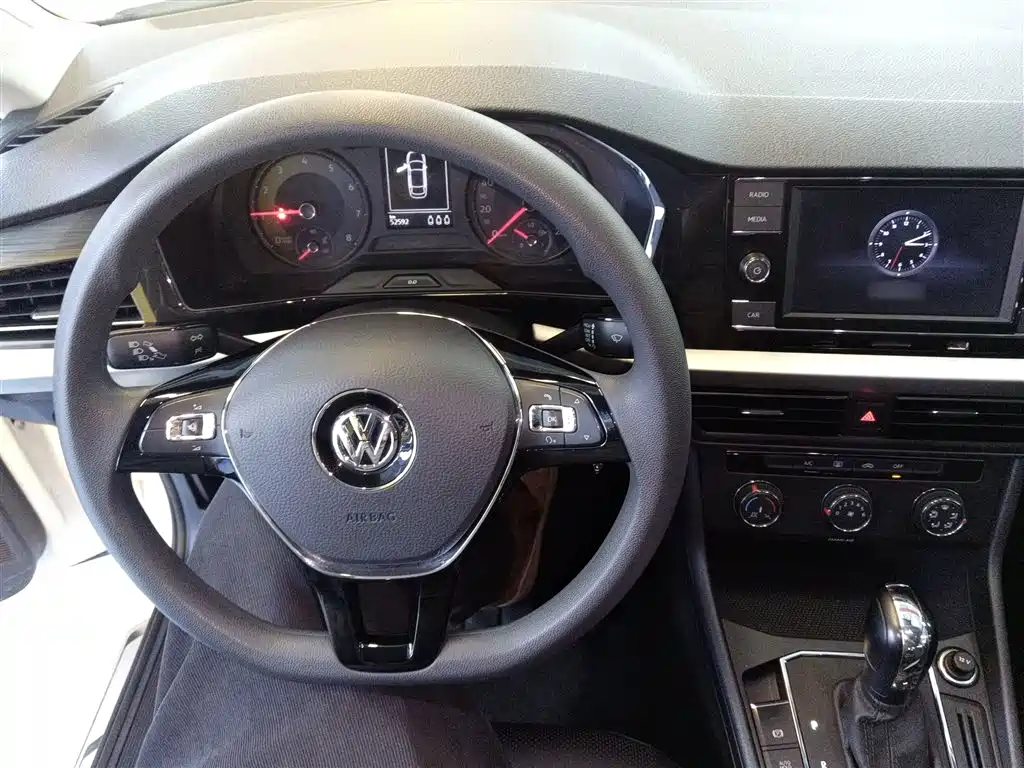 Volkswagen Lavida 2019 1.5L Automatic Comfort Edition China VI фото 7