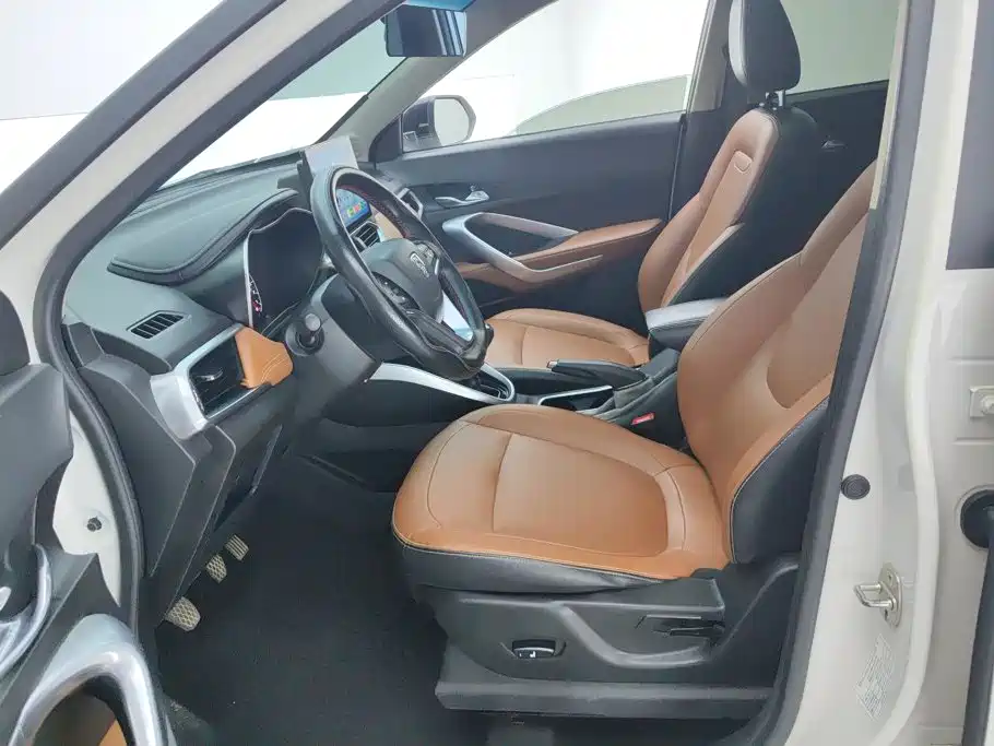 Baojun 510 2018 2017 1.5L Manual Luxury