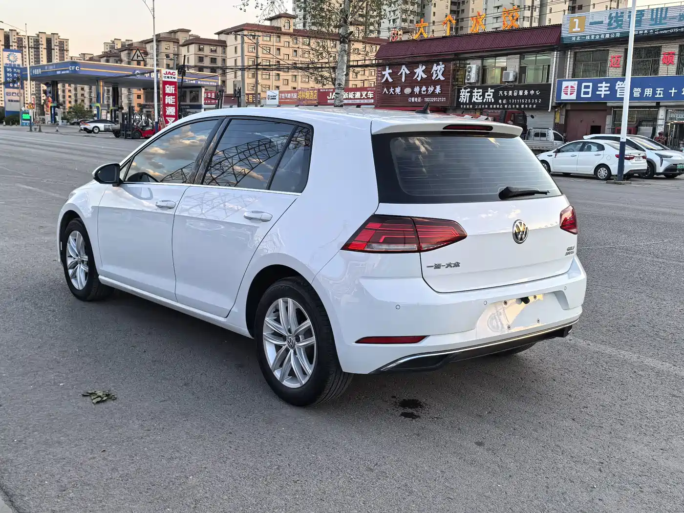 Фото 6 - Volkswagen Golf