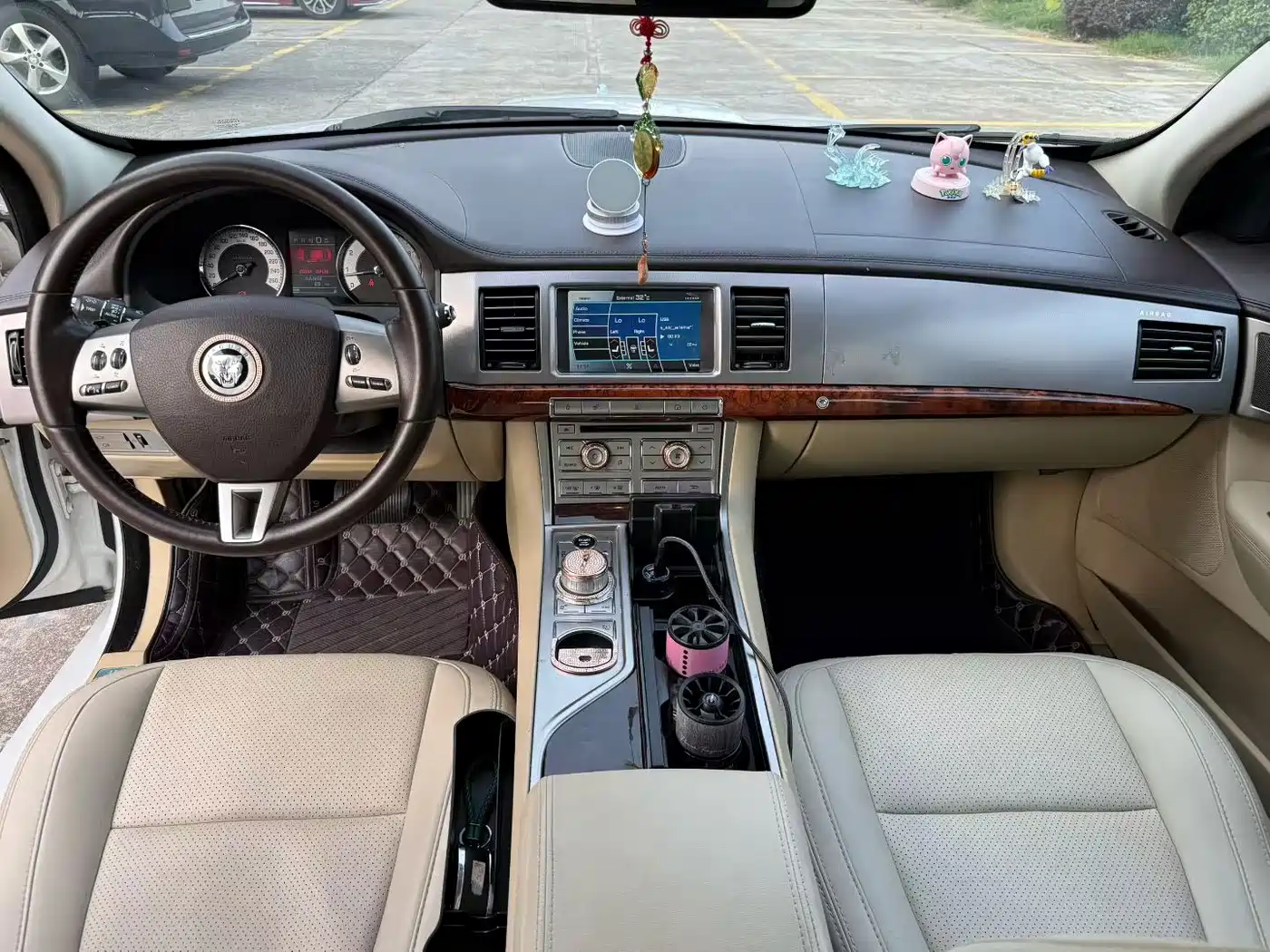 Jaguar XF 2011 2009 Model XF 3.0L V6 Luxury Edition