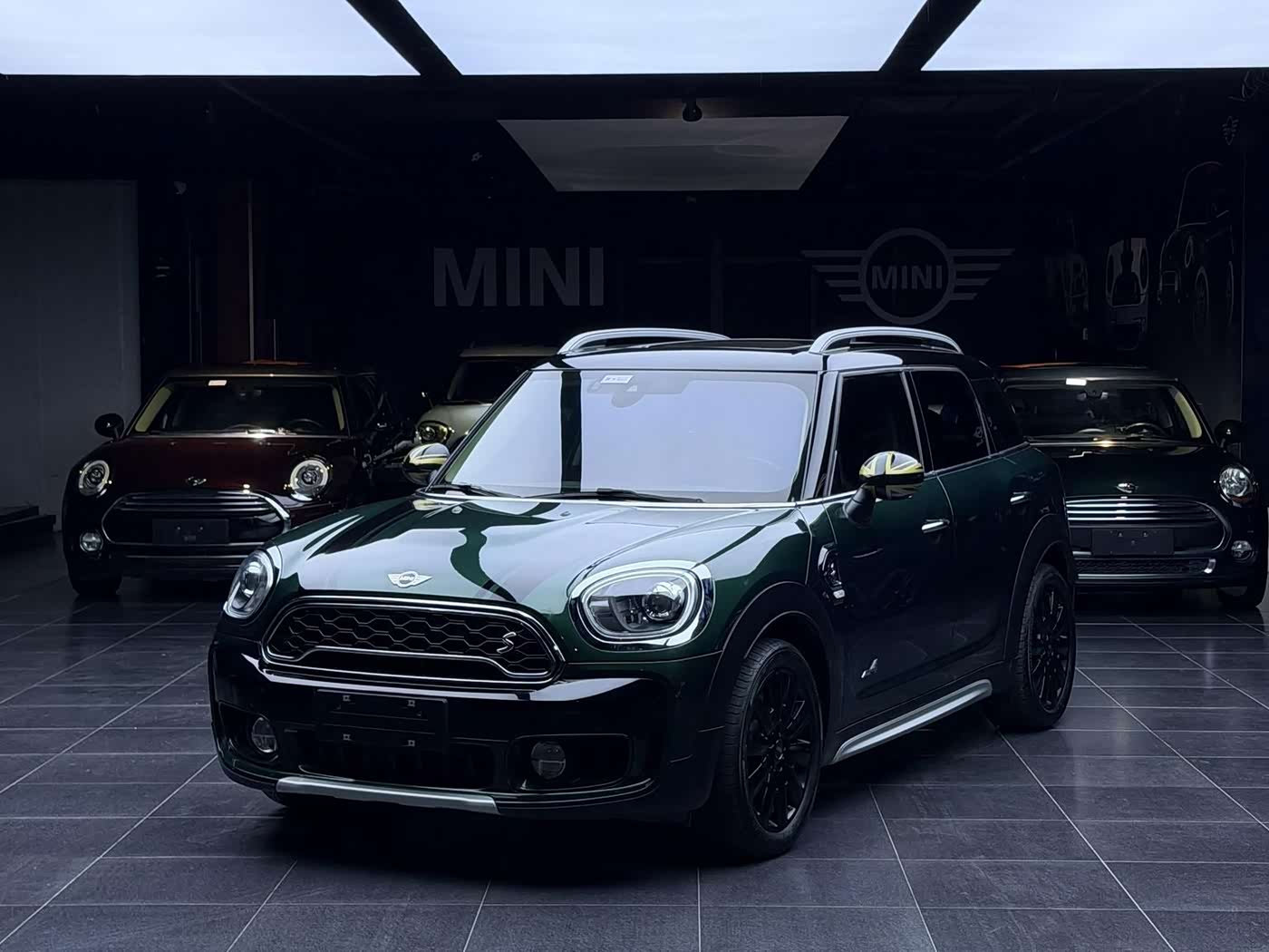 MINI COUNTRYMAN