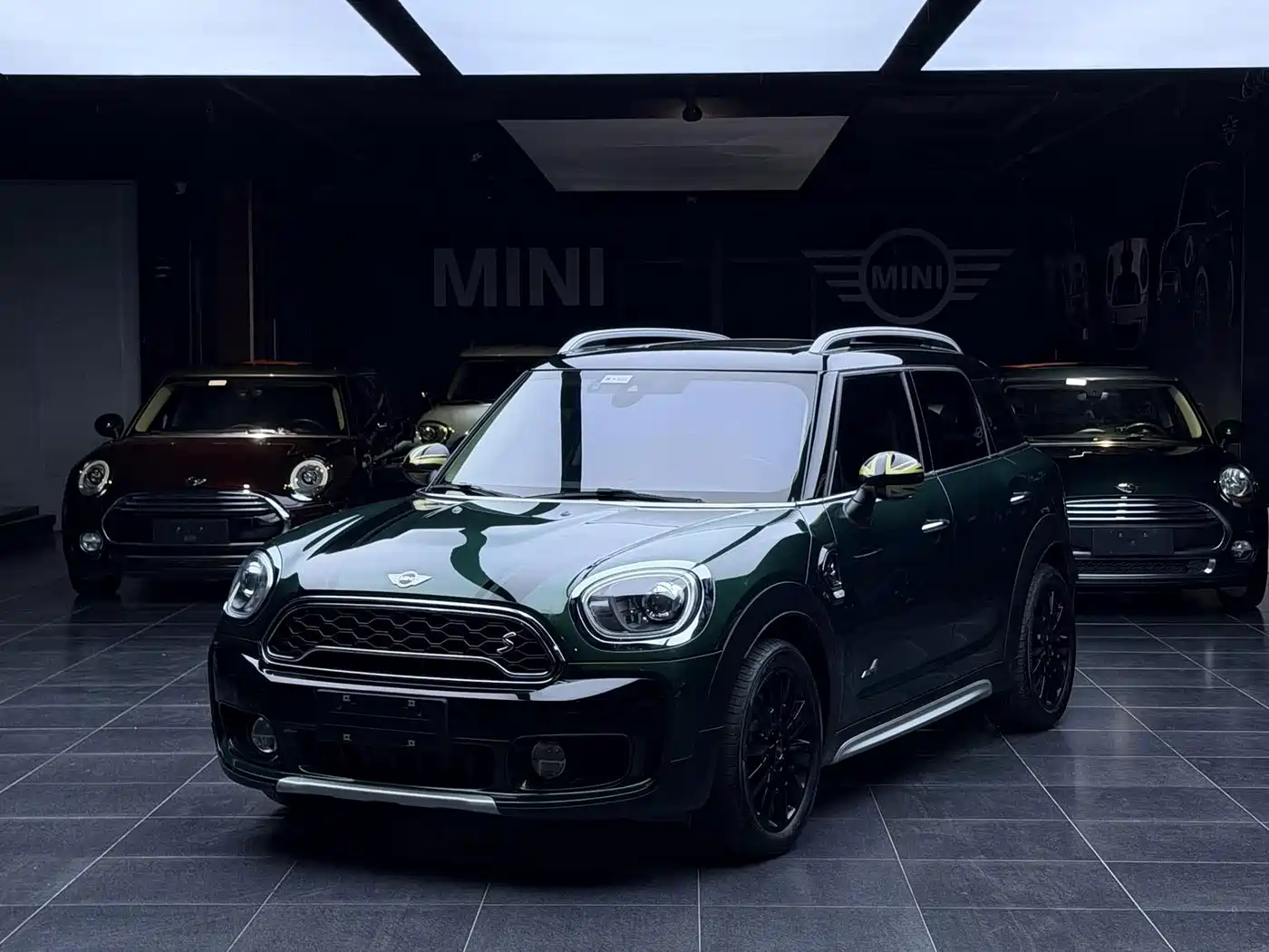 Фото 1 - MINI COUNTRYMAN