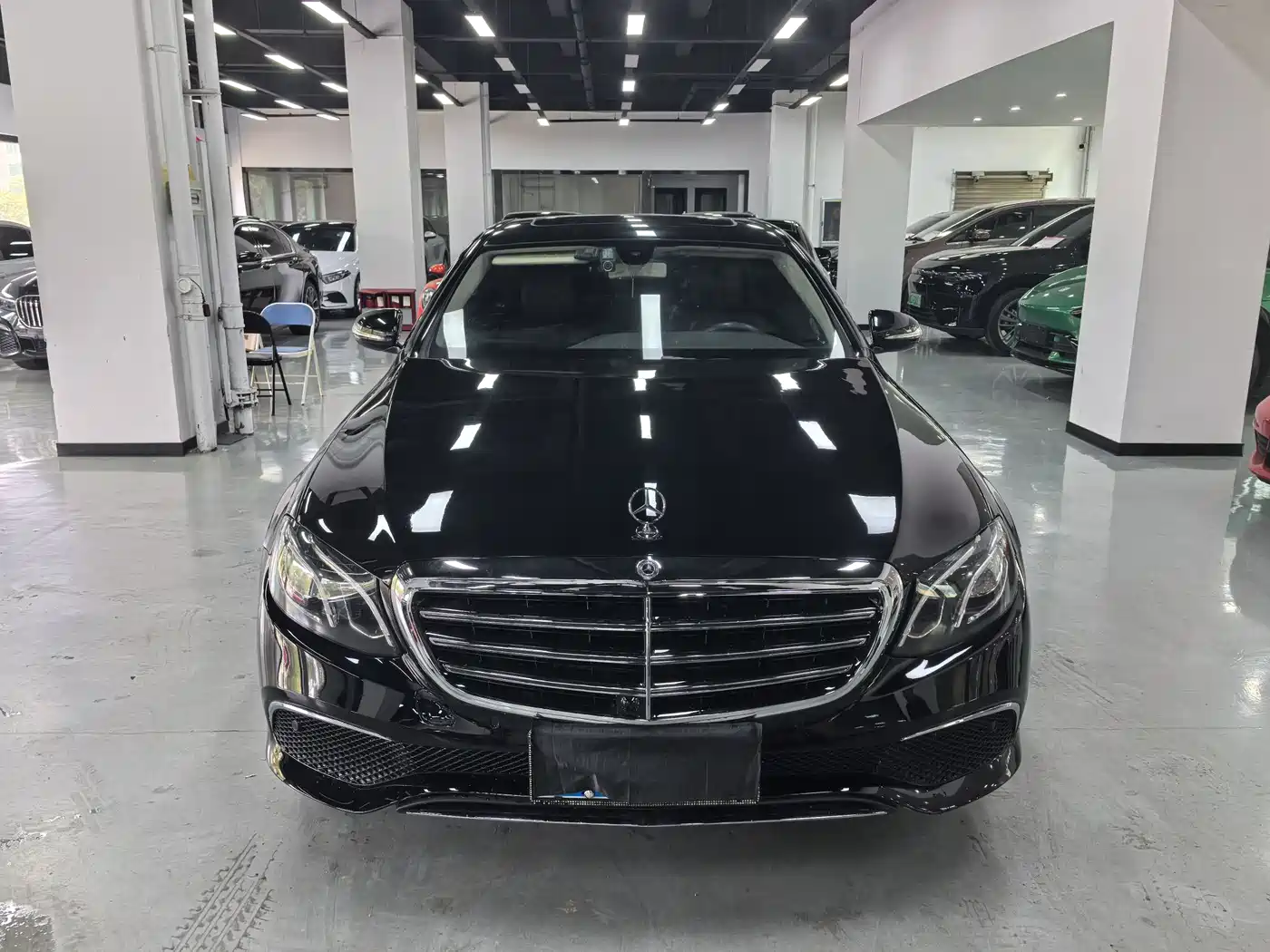 Mercedes-Benz E-Class 2019 E 200 L Sport фото 2