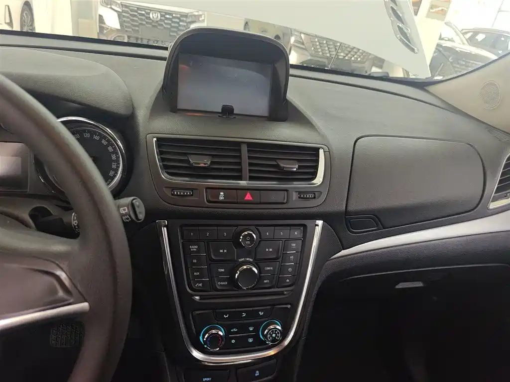 Buick Encore 2015 1.4T Automatic 2WD Urban Elite фото 6