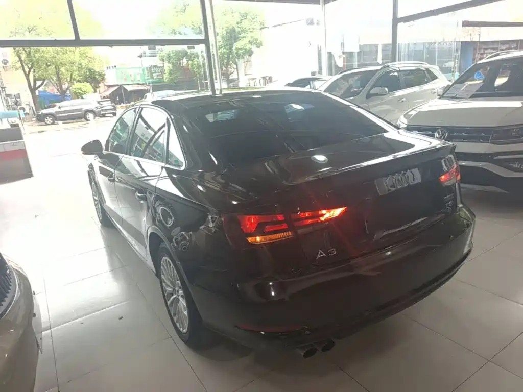 Фото 5 - Audi A3