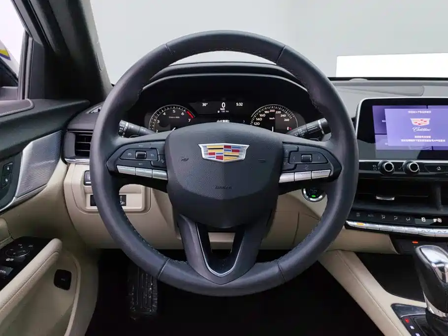 Cadillac CT4 2024 2023 25T Luxury Model