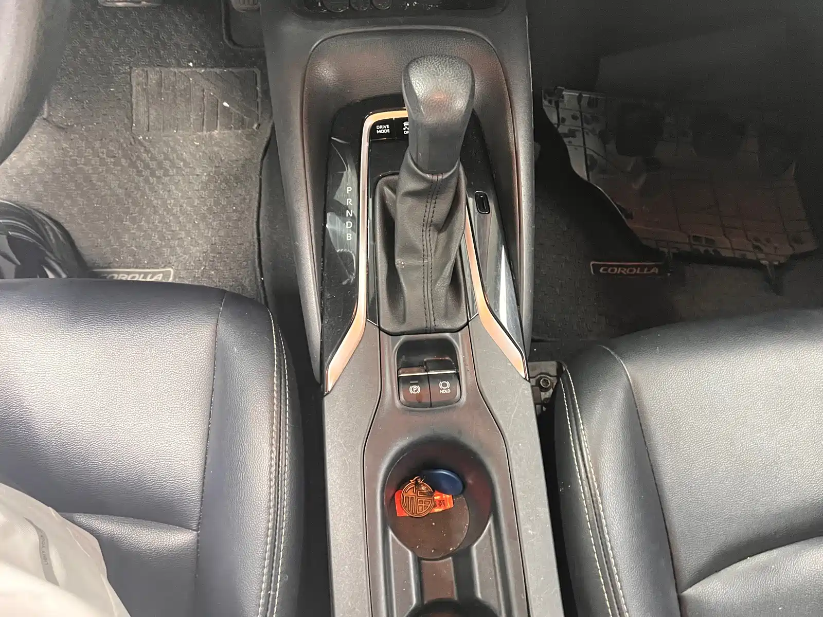 Фото 8 - Toyota Corolla