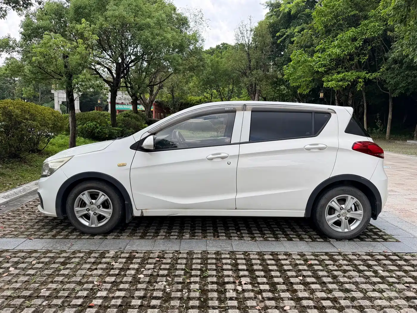 Baojun 310 2018 2017 1.5L Auto Comfort