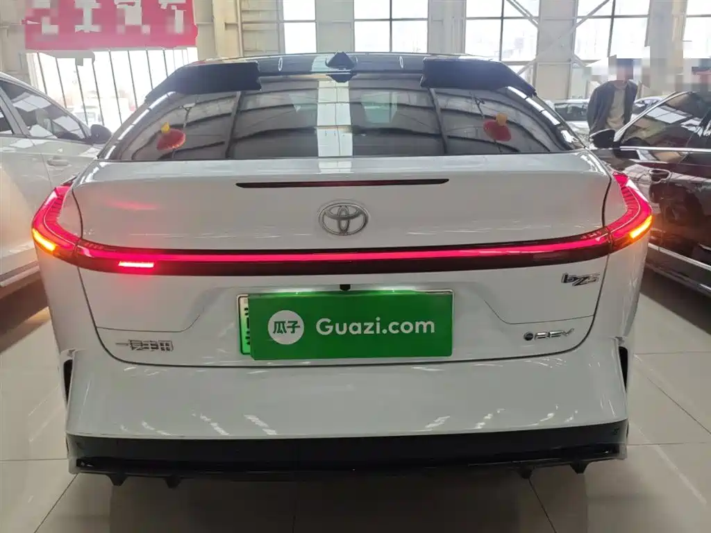 Toyota bZ5 2025 550 PRO Smart Edition фото 4