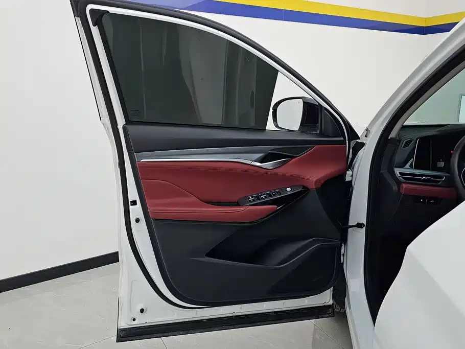 Фото 7 - Changan CS75 PLUS