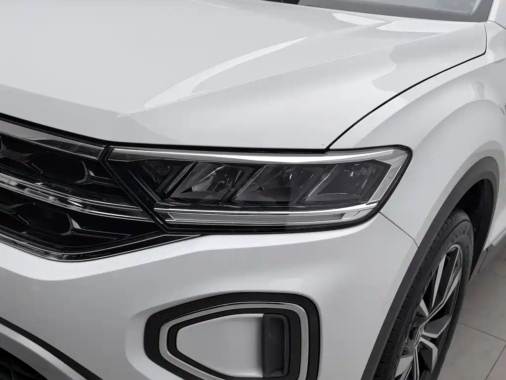 Фото 7 - Volkswagen T-ROC