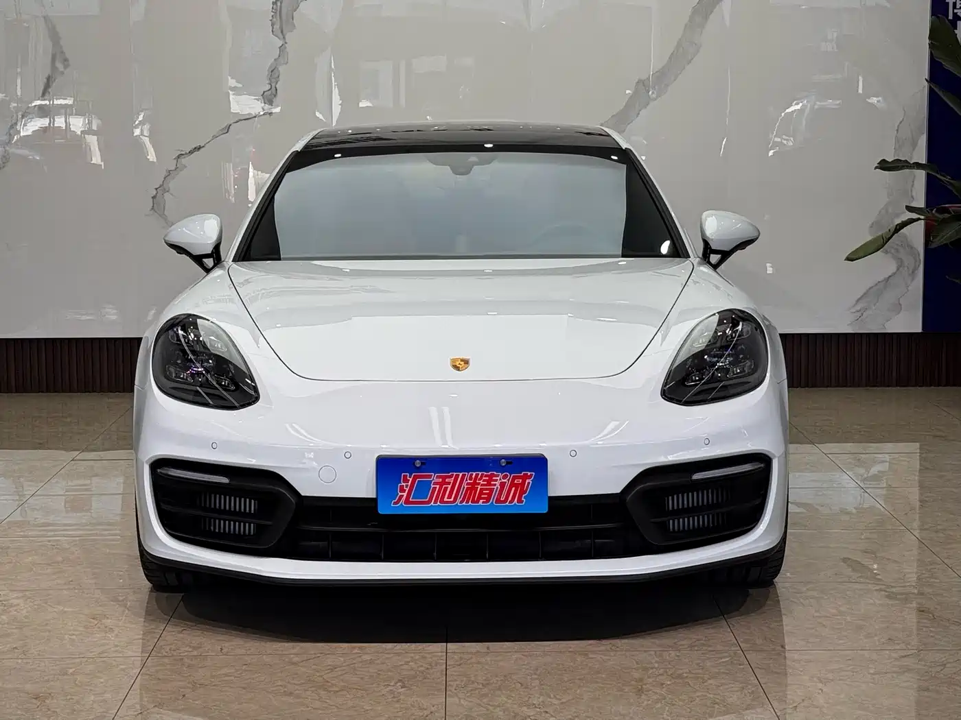 Porsche Panamera 2023 Panamera 2.9T Platinum Edition фото 2