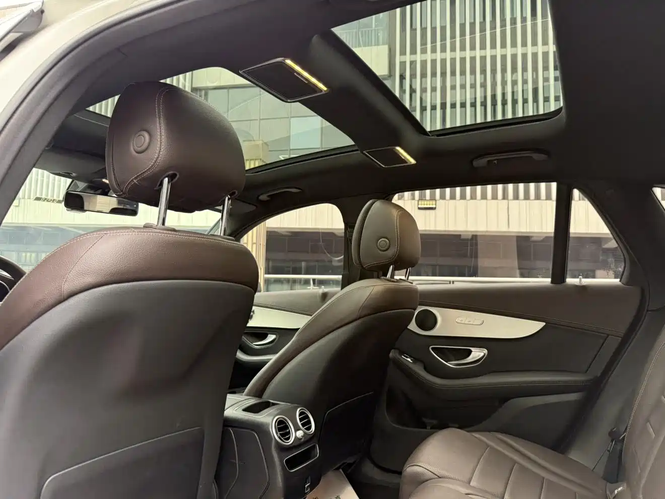 Mercedes-Benz GLC 2022 Facelift III GLC 260 L 4MATIC Dynamic фото 9