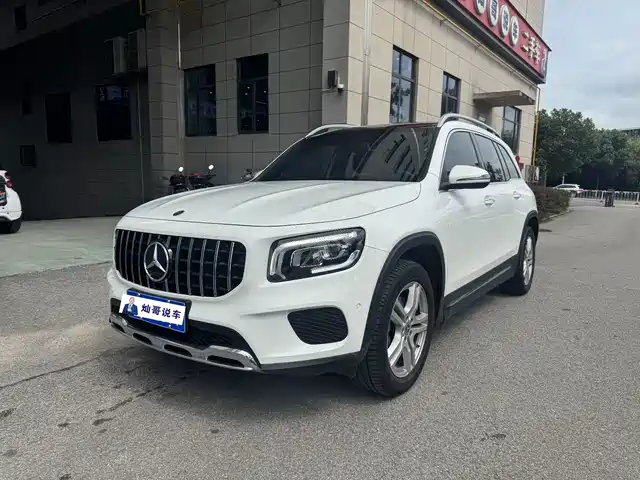 Mercedes-Benz GLB 2021