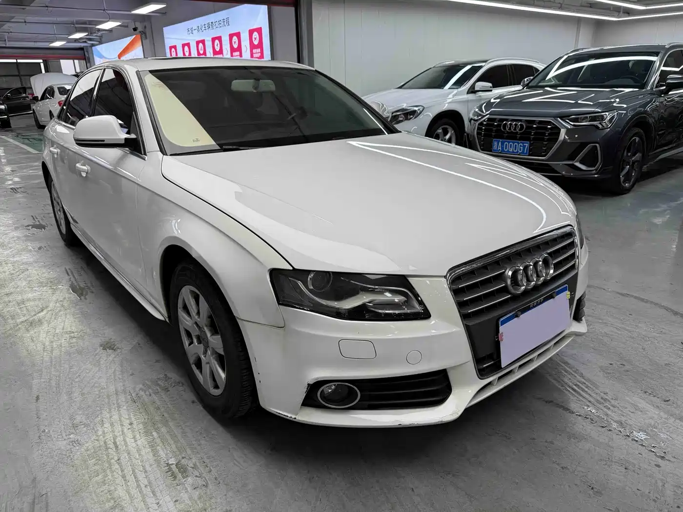 Audi A4L 2010 2011 2.0 TFSI Comfort