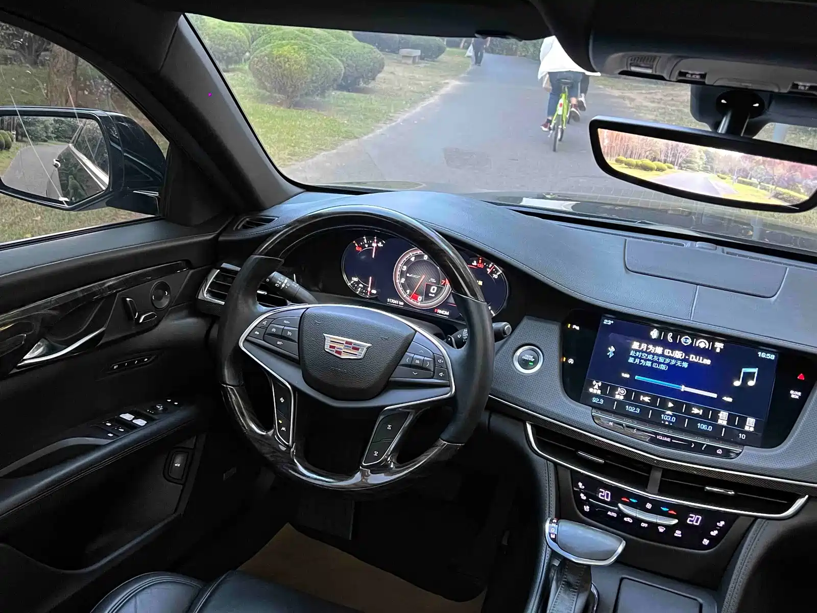Фото 9 - Cadillac CT6