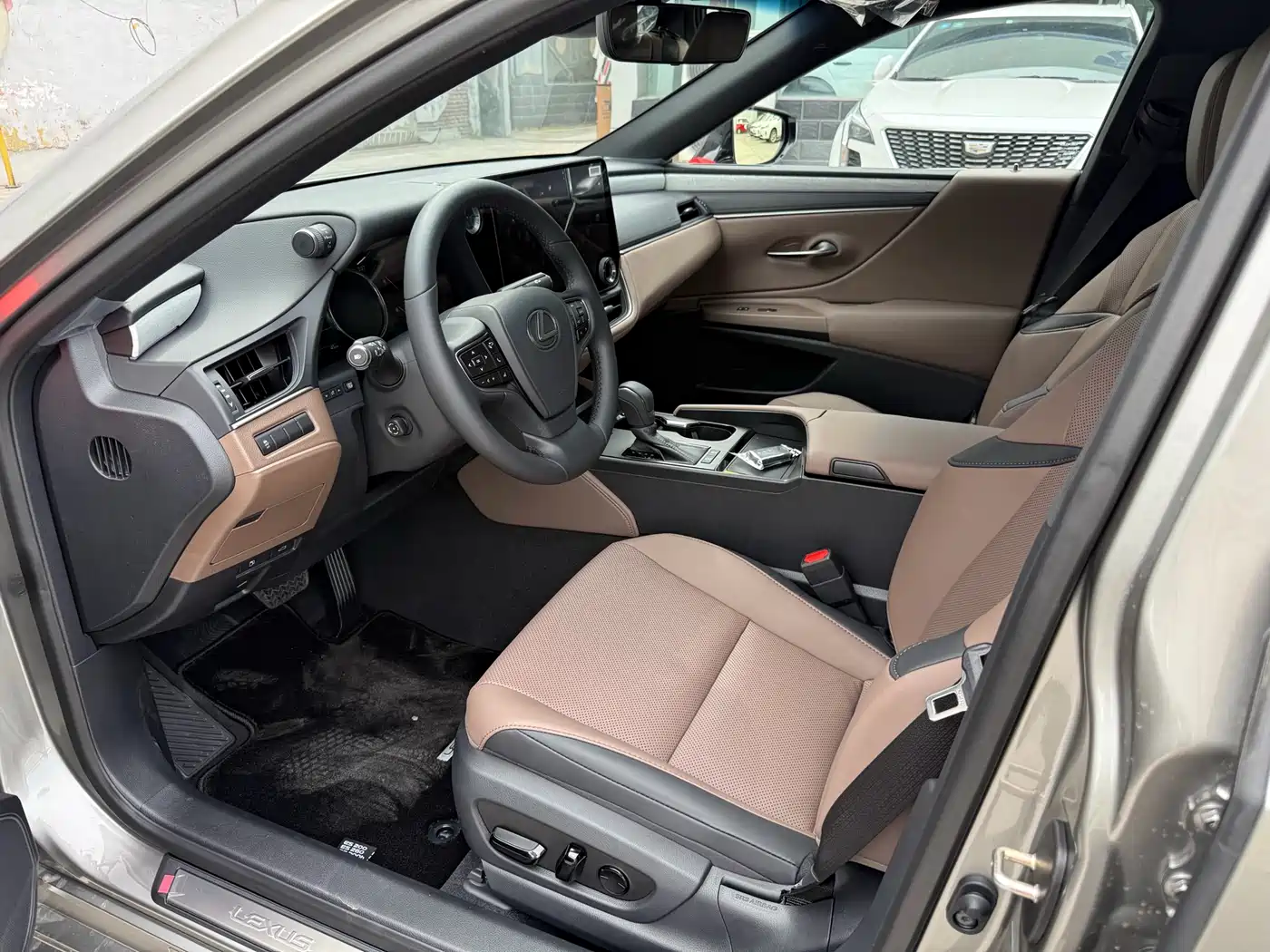 LEXUS ES